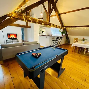 https://down-town-spacious-loft-with-private-parking.brusselshotelsbook.com
